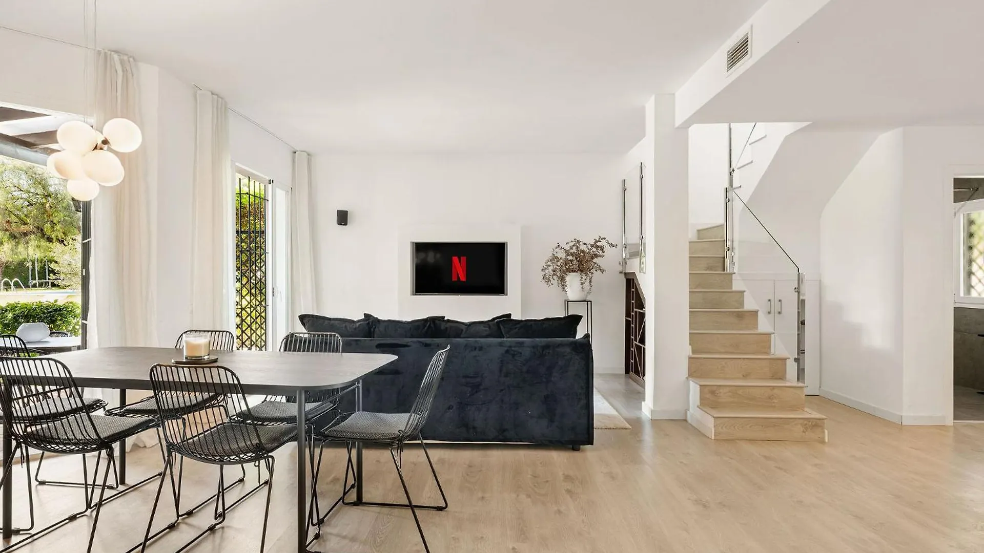 Holiday home Cozy Townhouse With Rooftop Terrace And Pool Marbella
