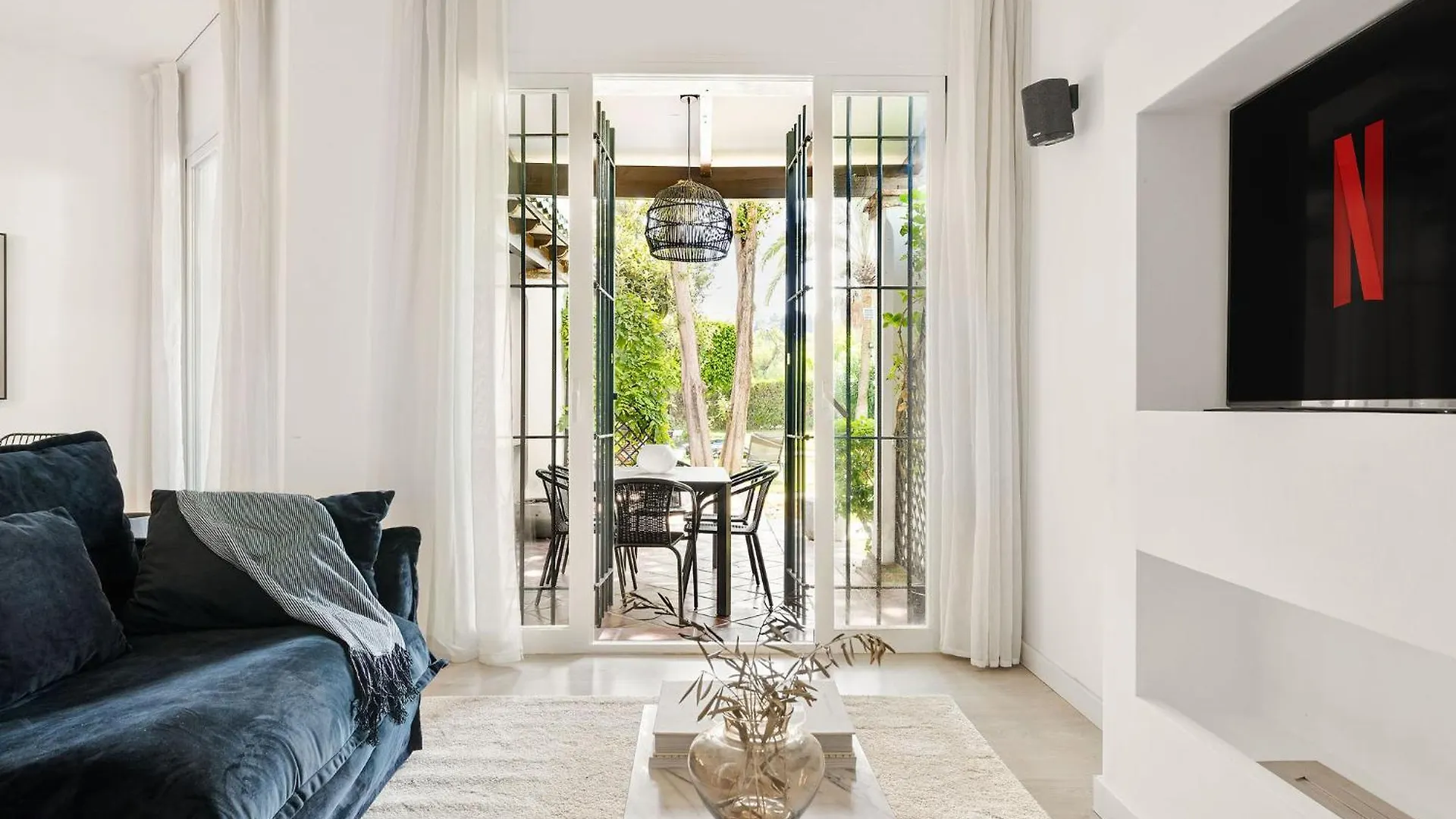Cozy Townhouse With Rooftop Terrace And Pool Marbella Spain